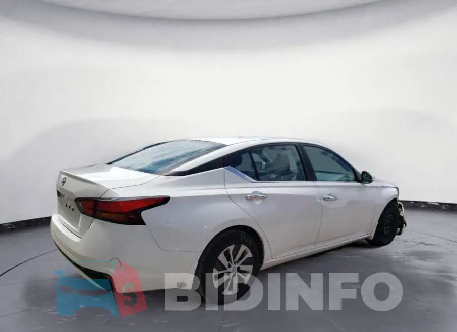1N4BL4BV3MN380868 Photo# 3