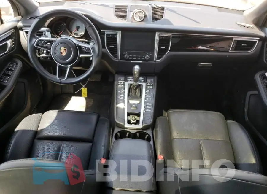 WP1AB2A50JLB34929 Photo# 8
