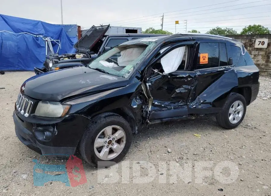1C4NJCBA7ED774305 Photo# 1