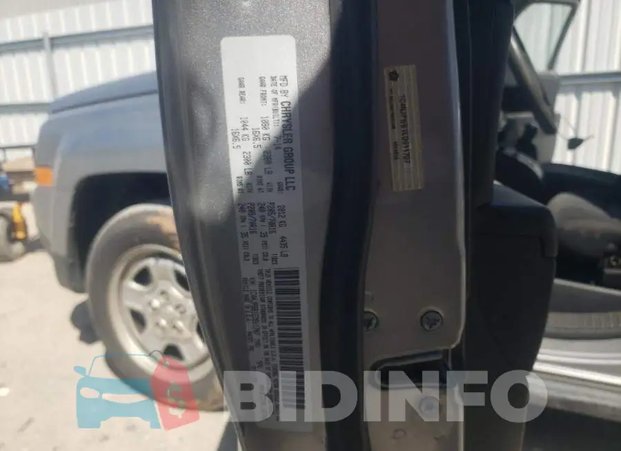 1C4NJPBB1ED911707 Photo# 12