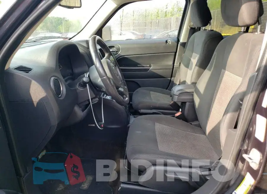 1C4NJRFB5ED820574 Photo# 7
