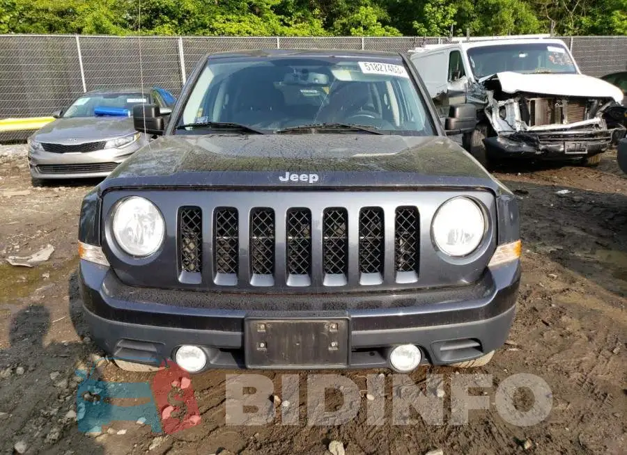 1C4NJRFB5ED820574 Photo# 5