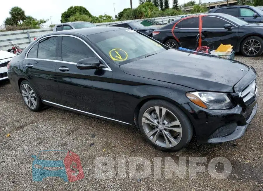 55SWF4JB5GU175158 Photo# 4