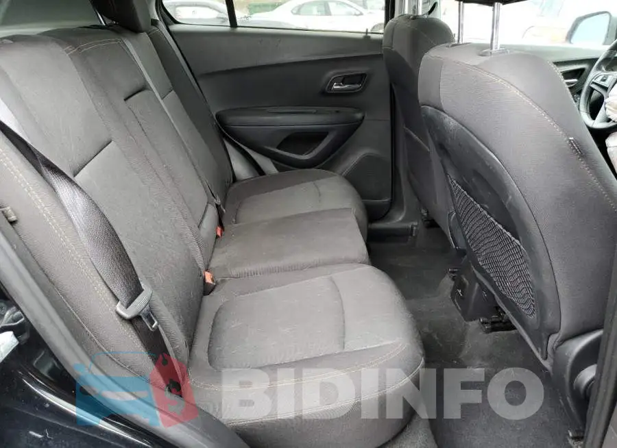 3GNCJPSB0JL313627 Photo# 11
