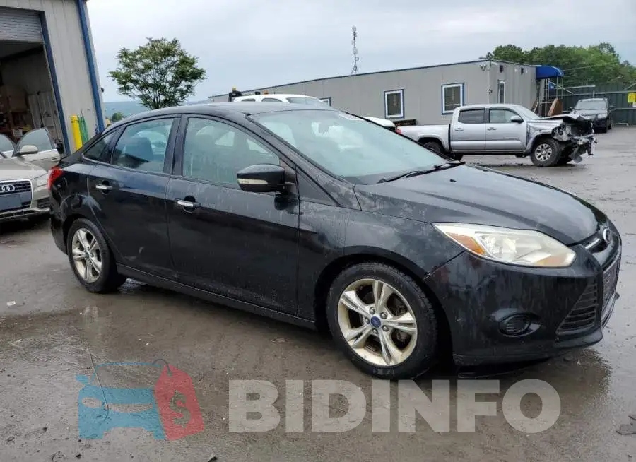 1FADP3F21EL239124 Photo# 4