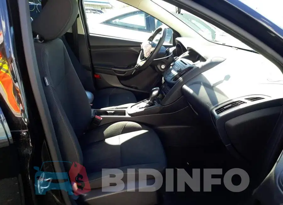 1FADP3F27FL241400 Photo# 5