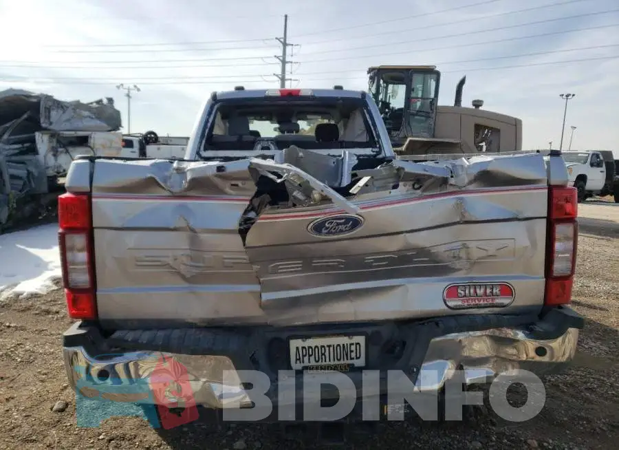 1FT8W3BT2LEE88417 Photo# 6