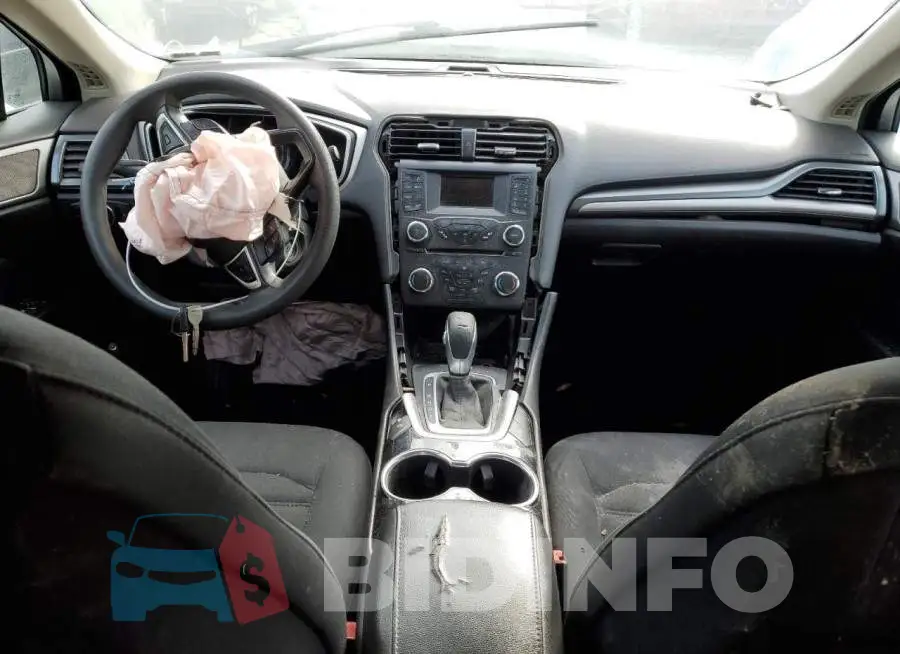 3FA6P0LUXGR388116 Photo# 8