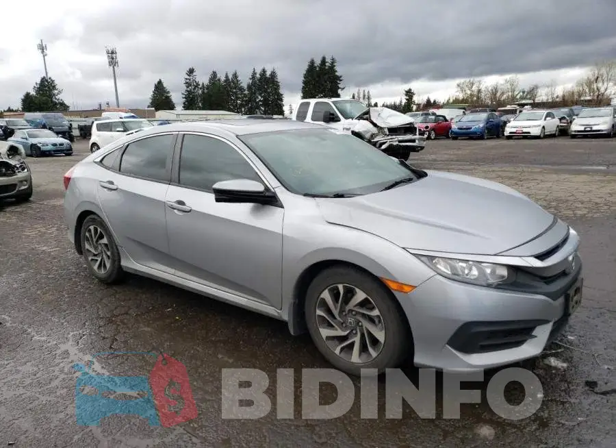 19XFC2F74HE209407 Photo# 4