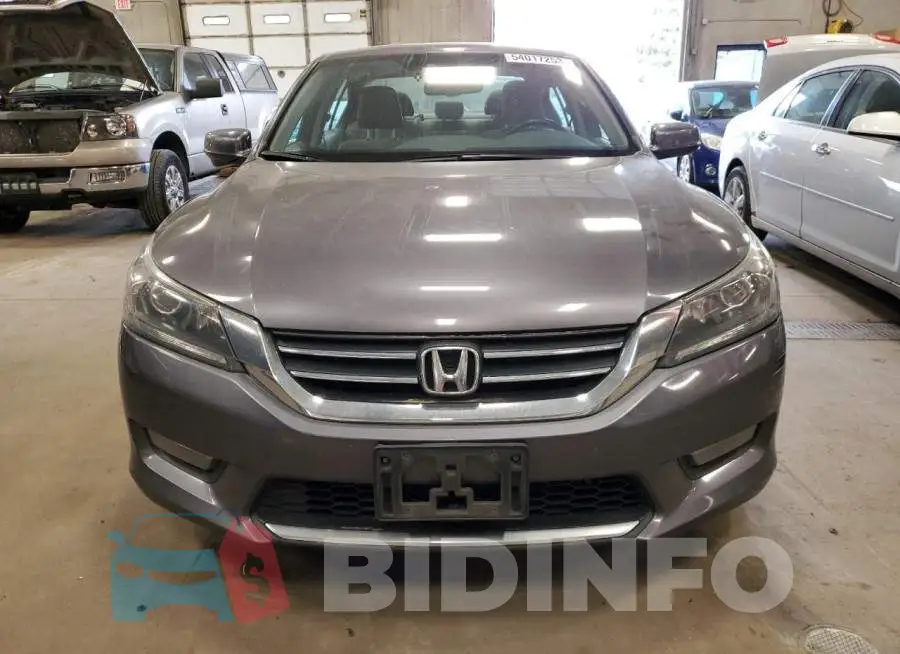 1HGCR2F83EA289342 Photo# 5