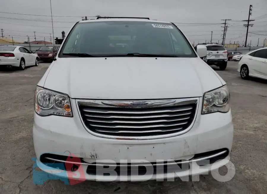 2C4RC1BG8GR172968 Photo# 5
