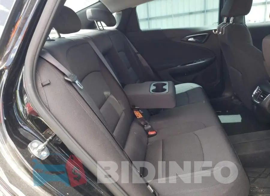 1G1ZD5ST0NF182652 Photo# 10