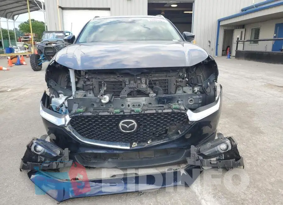 3MVDMADM0MM215937 Photo# 5