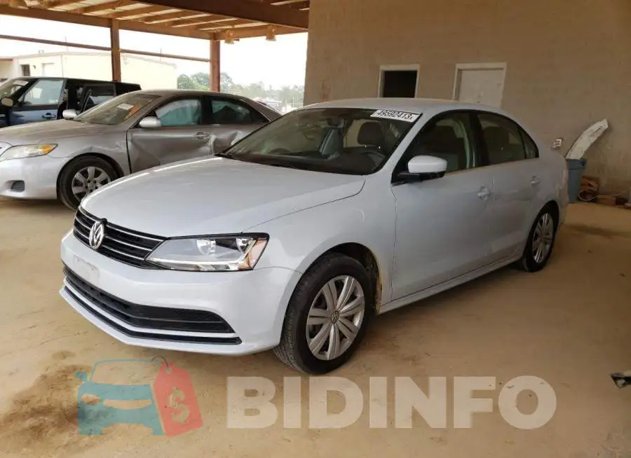 3VW2B7AJ1HM405437 Photo# 1
