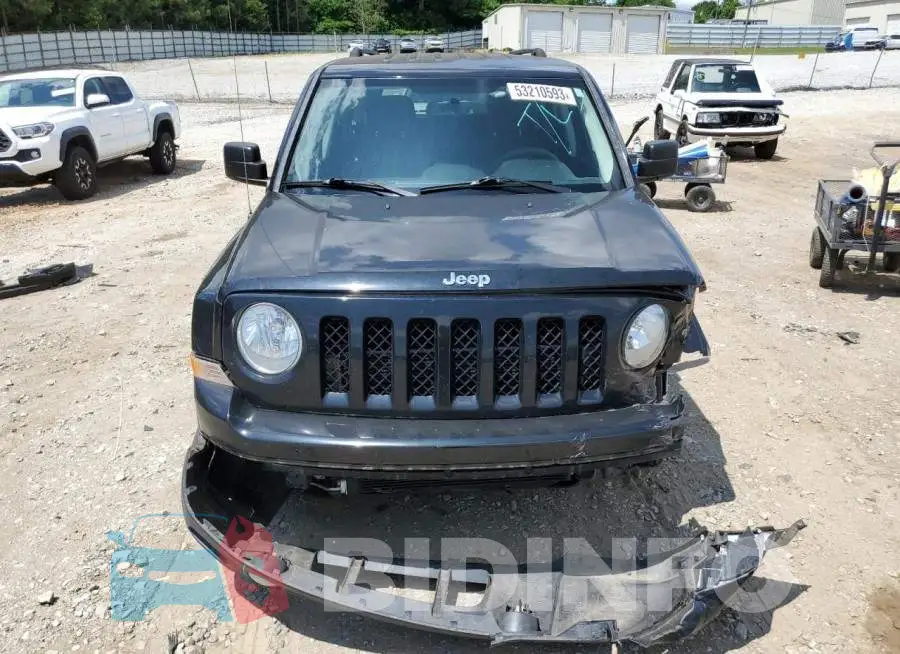 1C4NJPBB2HD102088 Photo# 5