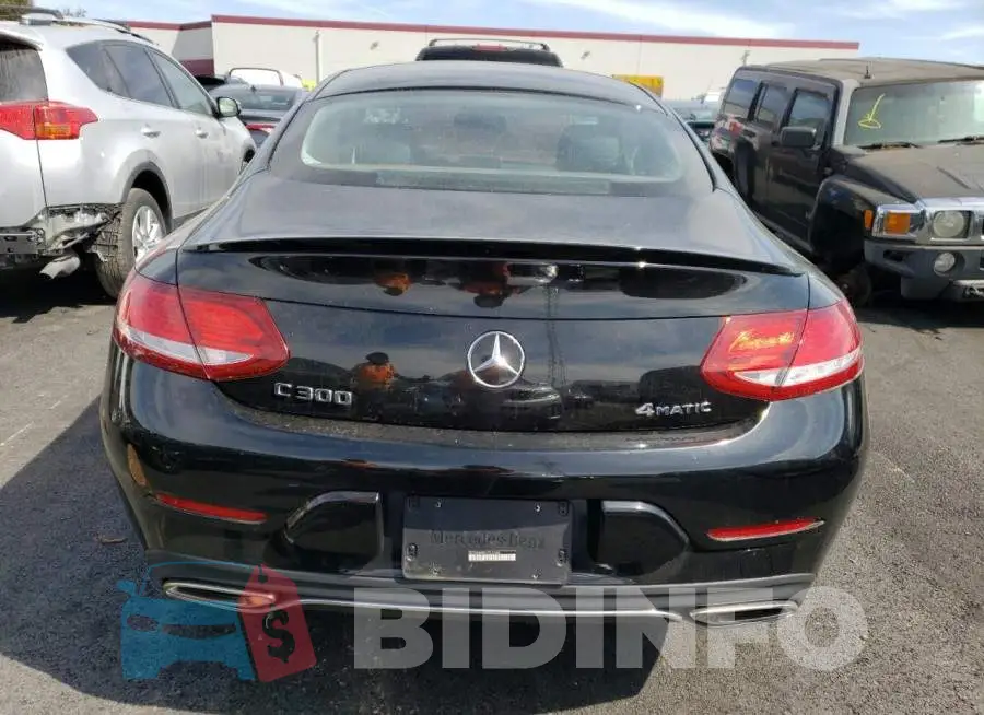 WDDWJ4KB6HF519582 Photo# 6