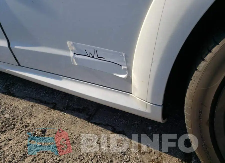 2C3CDXGJ2MH581385 Photo# 12