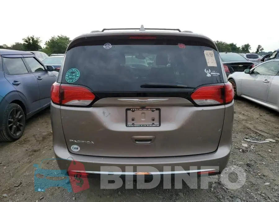 2C4RC1BG7HR667518 Photo# 6