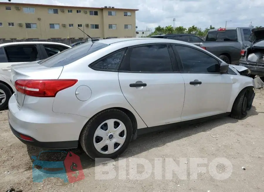 1FADP3E24GL342994 Photo# 3