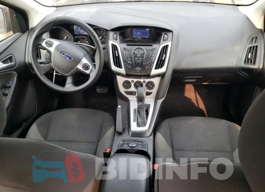 1FADP3F25EL435227 Photo# 8