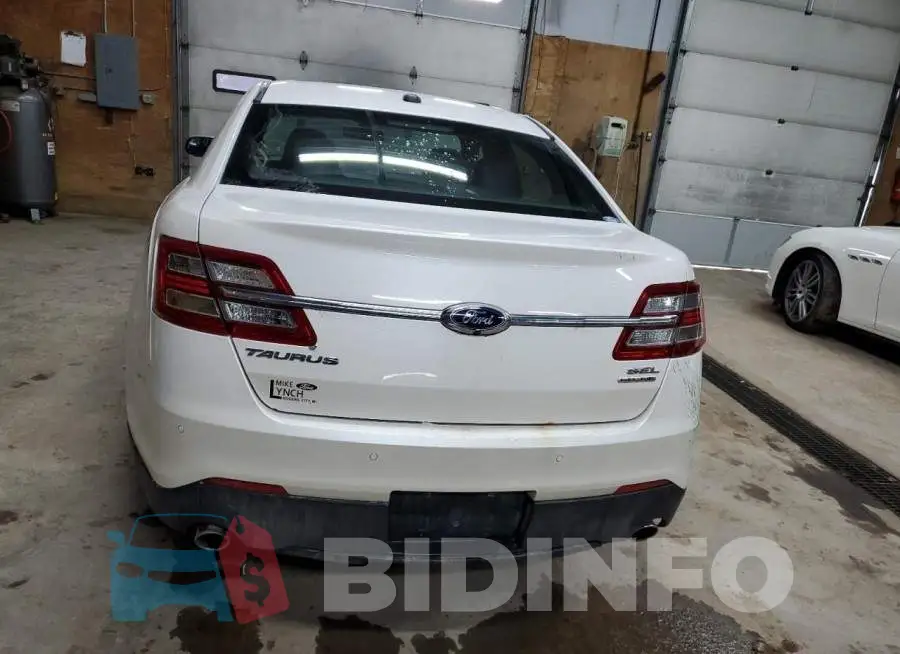 1FAHP2E88FG123138 Photo# 6