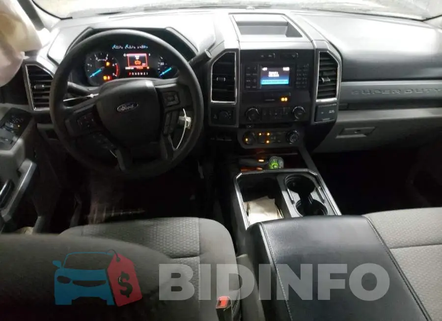 1FT7X2BT6JEB26896 Photo# 8