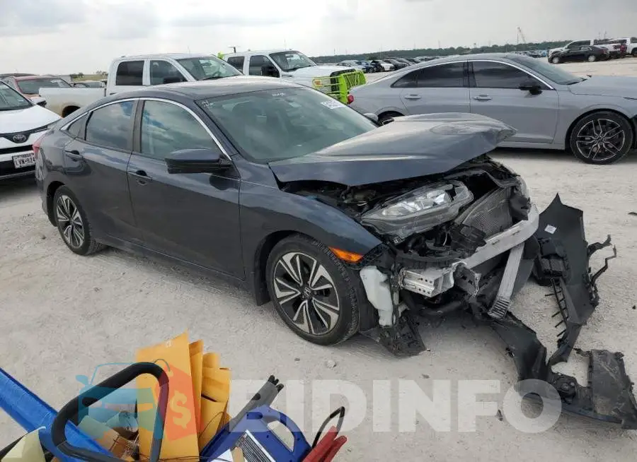 19XFC1F30GE017519 Photo# 4