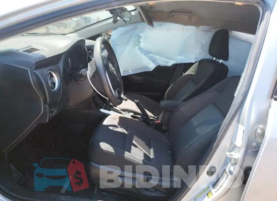 2T1BURHEXKC243406 Photo# 7