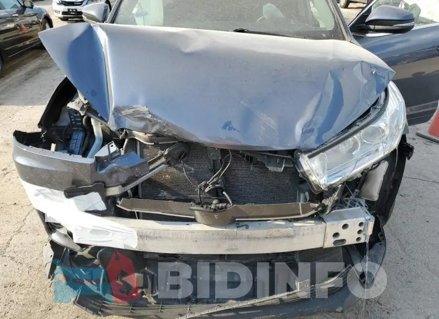 5TDJZRFH5JS892319 Photo# 12