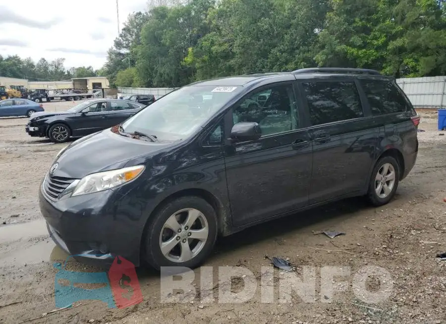 5TDKZ3DCXHS845953 Photo# 1