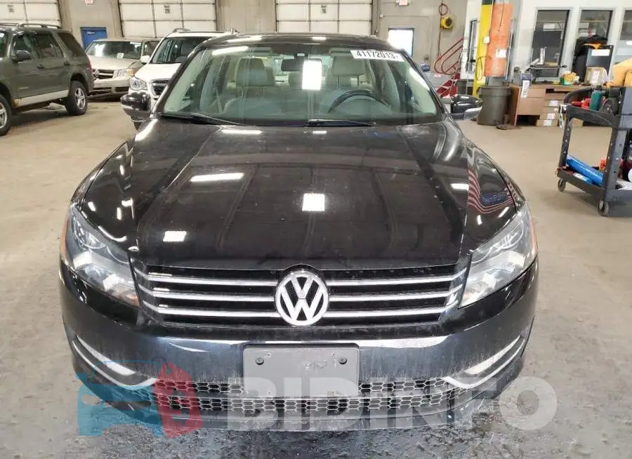 1VWBS7A35FC070814 Photo# 5