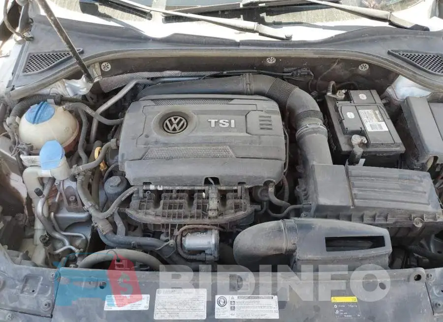 1VWBS7A37FC031982 Photo# 11
