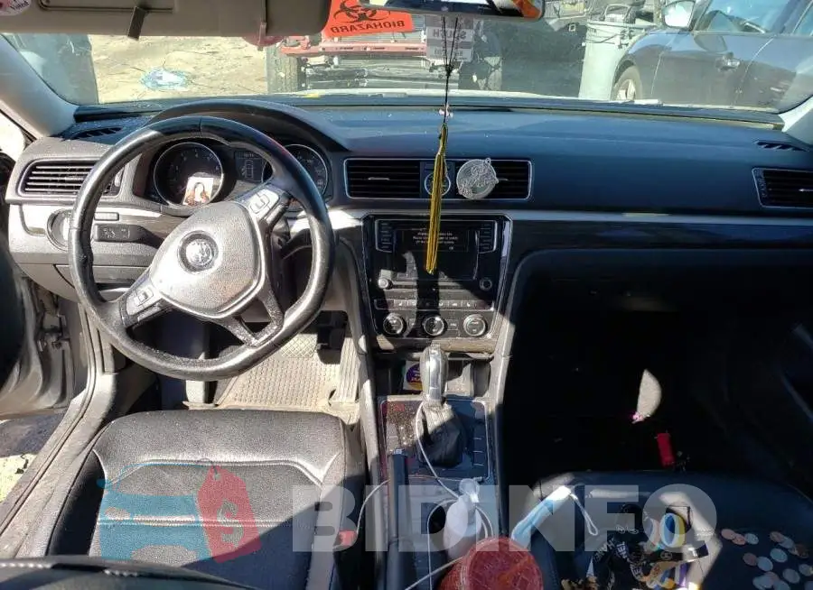1VWBT7A33GC028379 Photo# 8