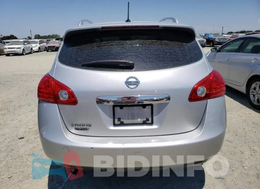 JN8AS5MT2FW664391 Photo# 6