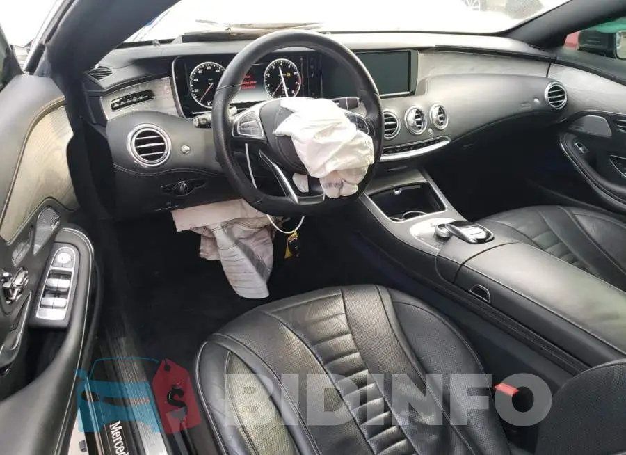 WDDXJ8FB3GA016075 Photo# 8