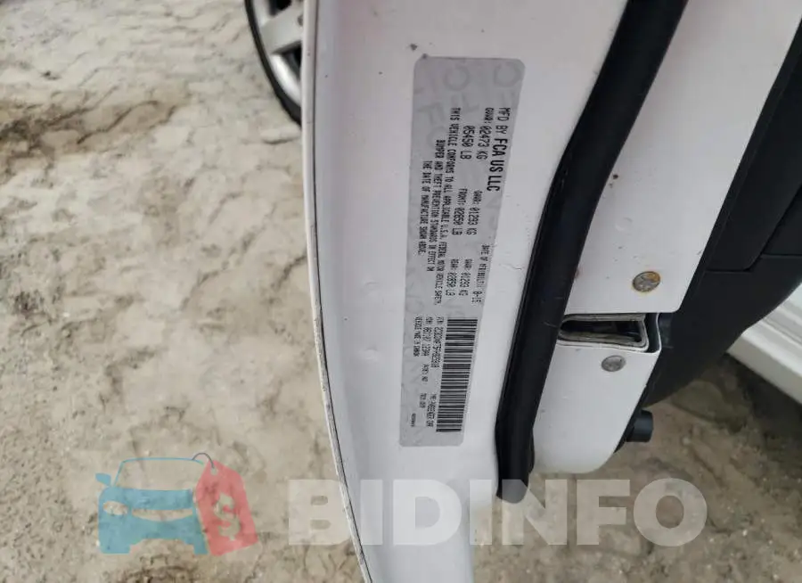 2C3CDXAT5FH925918 Photo# 12