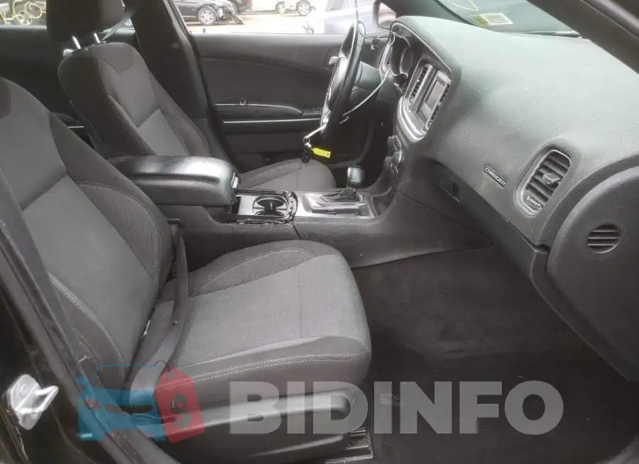 2C3CDXFG4FH867411 Photo# 5