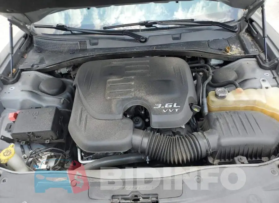 2C3CDXHG6JH157559 Photo# 11