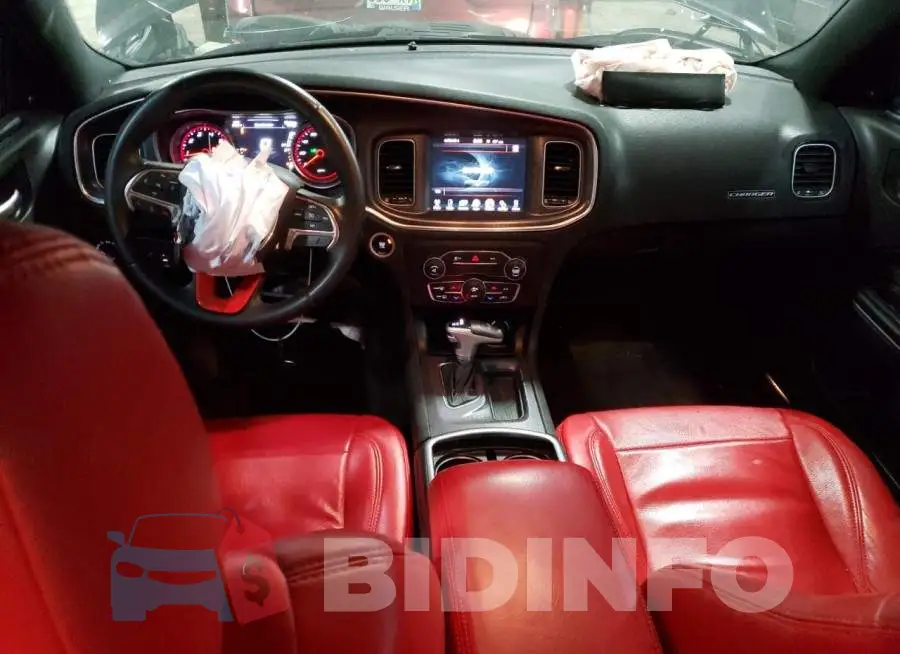 2C3CDXJG0GH303893 Photo# 8