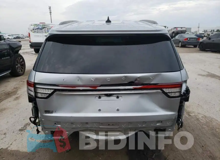 5LM5J7XC8PGL10208 Photo# 6