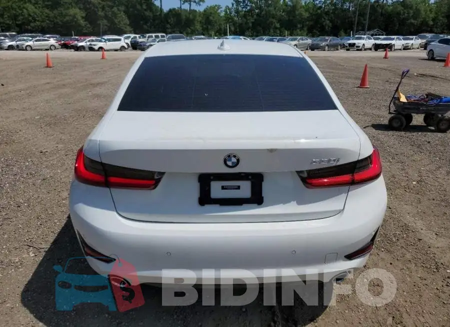 3MW5R1J06M8B61347 Photo# 6
