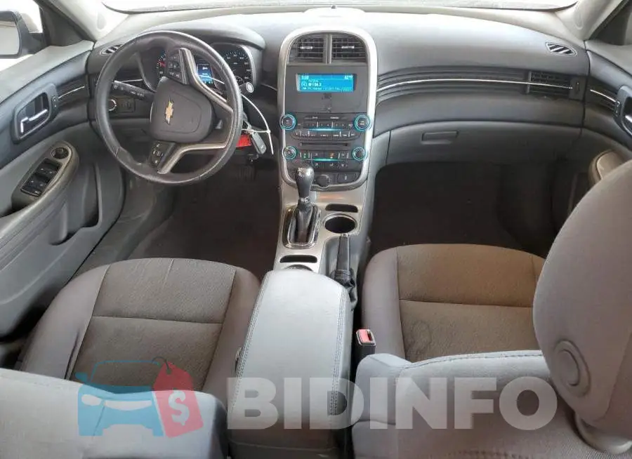 1G11B5SL1EF256325 Photo# 8