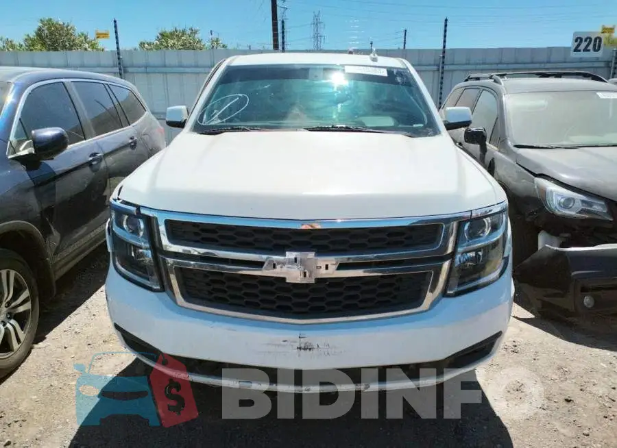 1GNSKFEC5KR125929 Photo# 5