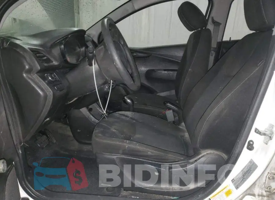 KL8CB6SAXMC735792 Photo# 7