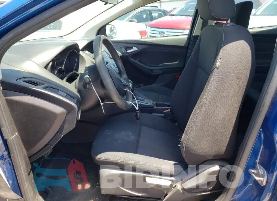 1FADP3F2XJL250312 Photo# 7