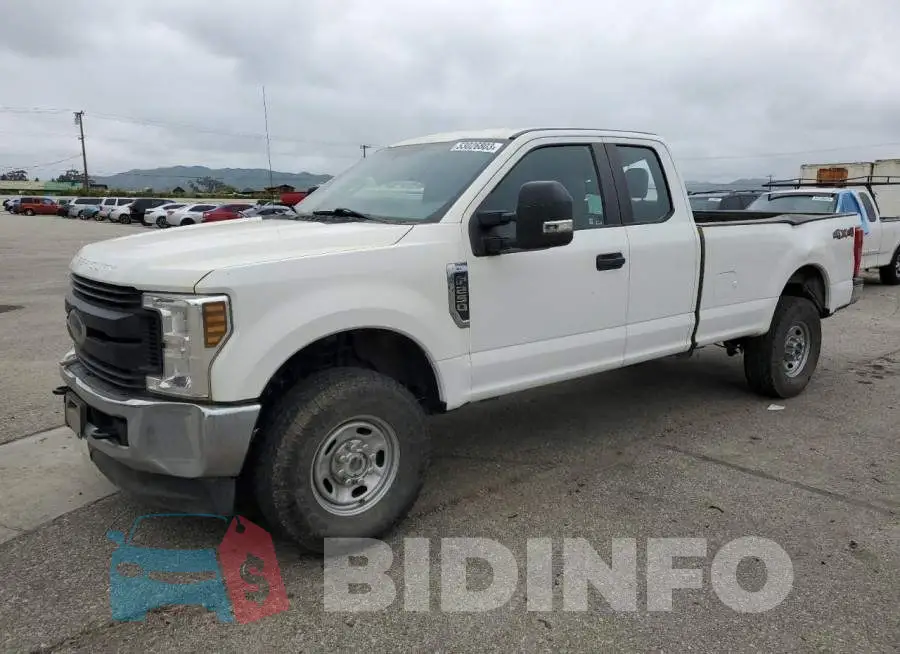 1FT7X2B67KEF49708 Photo# 1