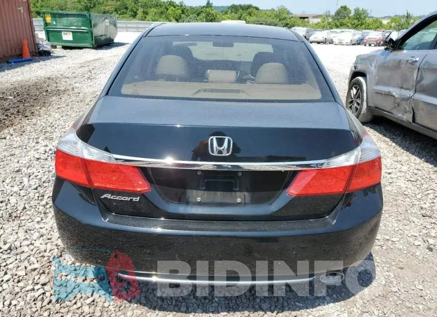 1HGCR2F3XEA180624 Photo# 6