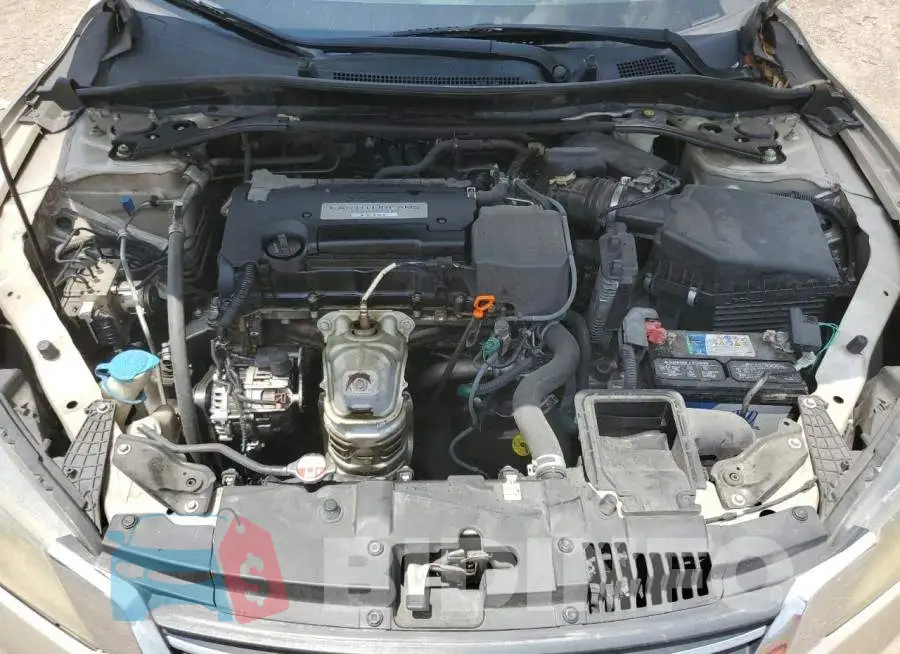 1HGCR2F58FA112082 Photo# 11