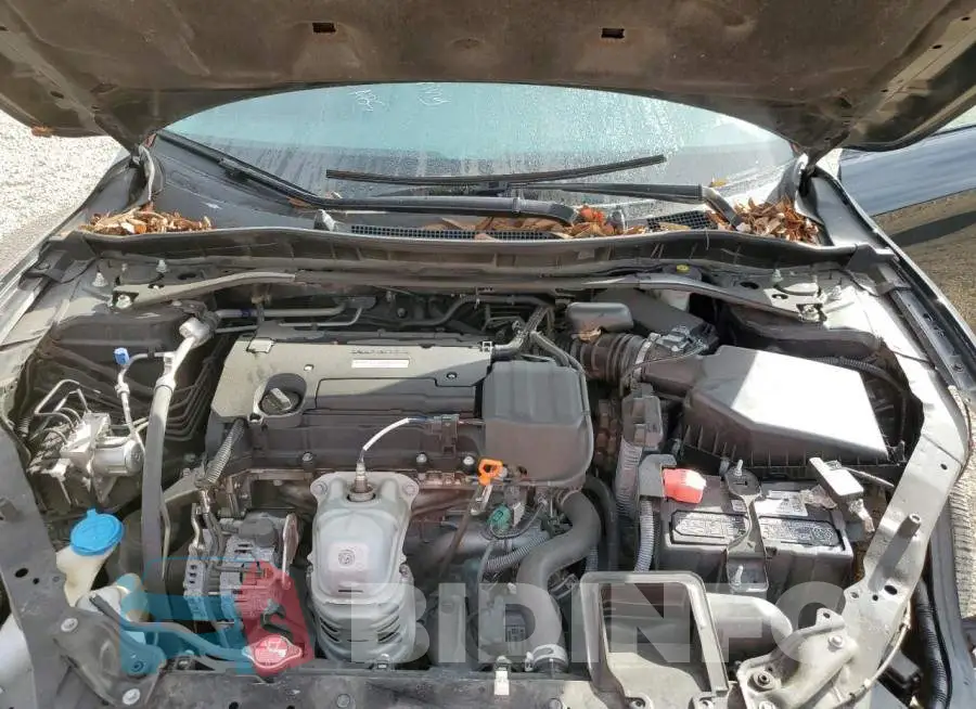 1HGCR2F86GA105661 Photo# 7