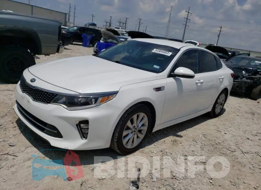 5XXGT4L35JG240745 Photo# 1